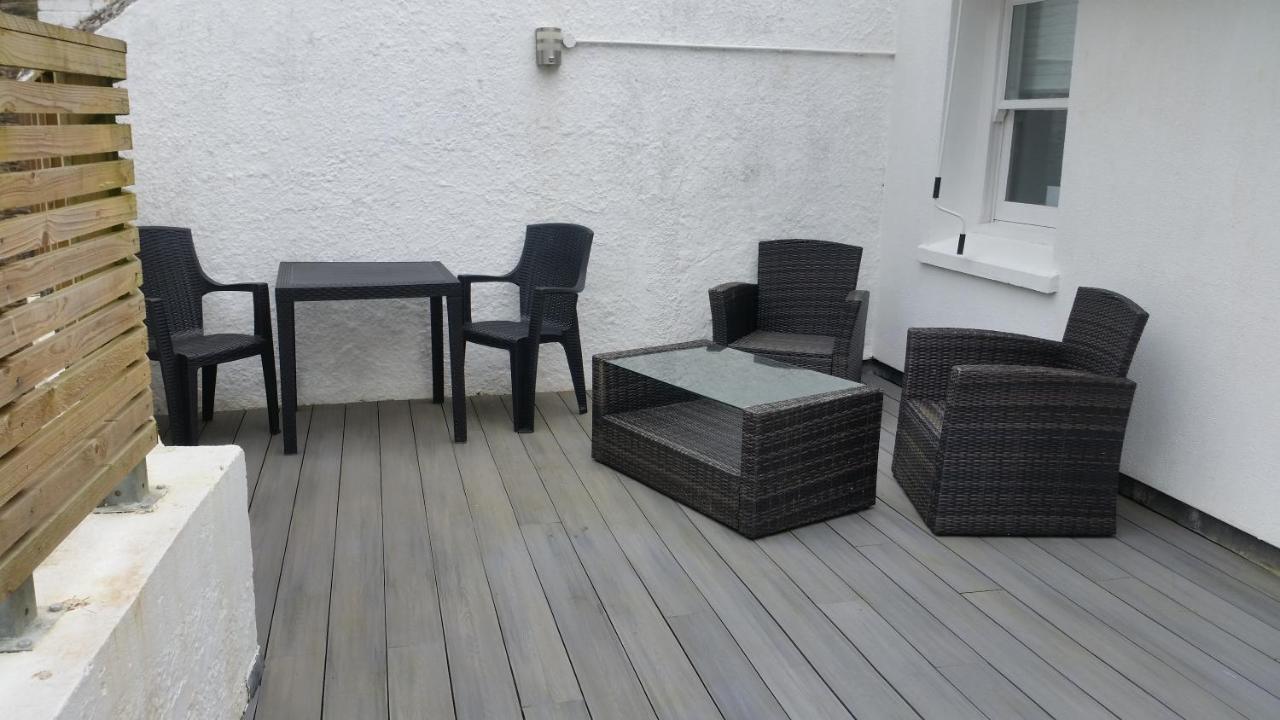The Picture House Stylish Apartment In Fowey Bagian luar foto
